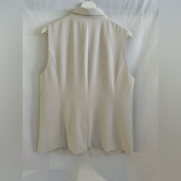 Rachel Zoe women’s knight vest - Picture 3 of 5